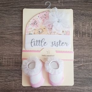 Baby essentials | Hat& socks